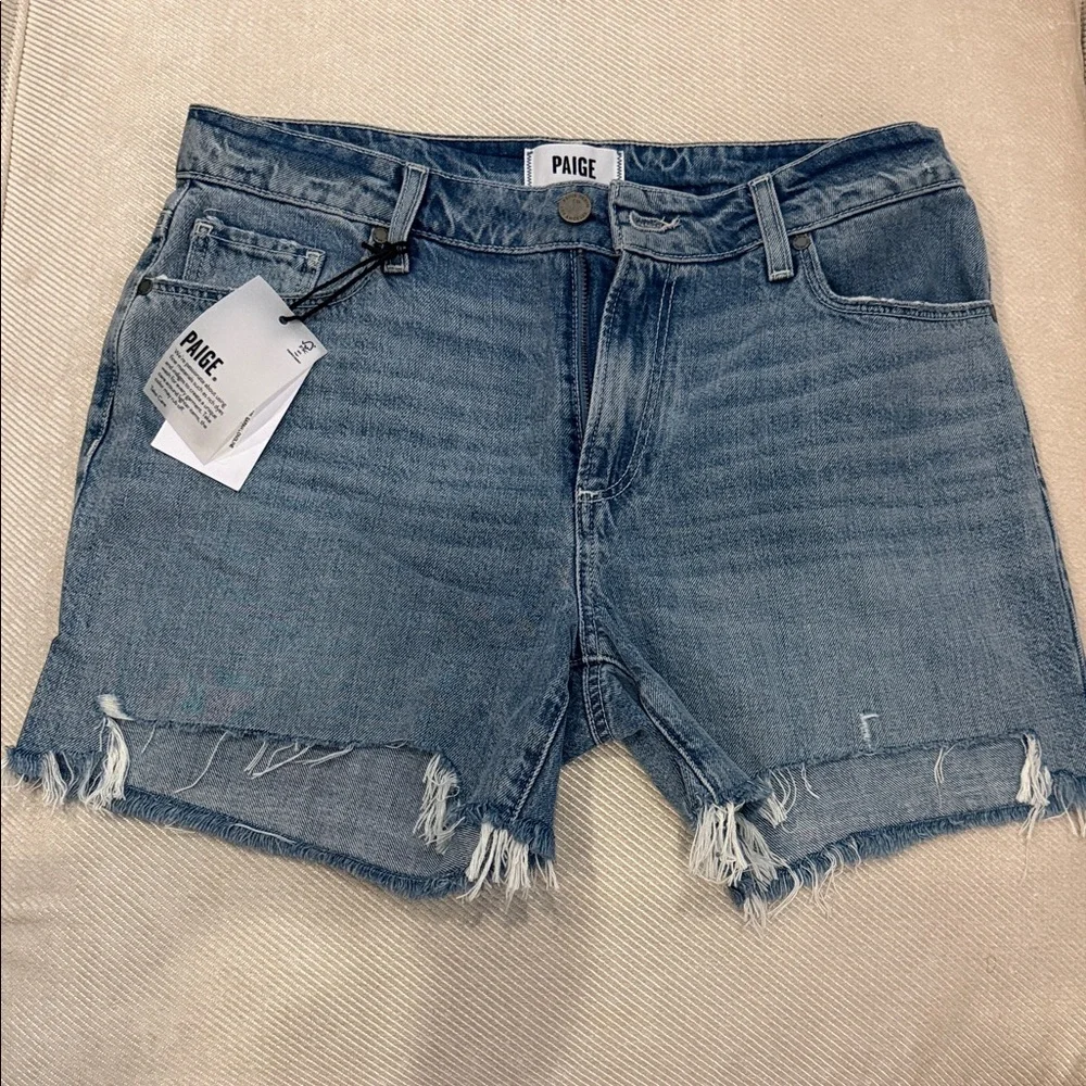 NWT PAIGE Women’s Jean Distressed Shorts-Size 28 - Picture 1 of 5